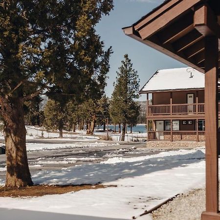 Vintage Lakeside Inn Big Bear Lake Eksteriør billede