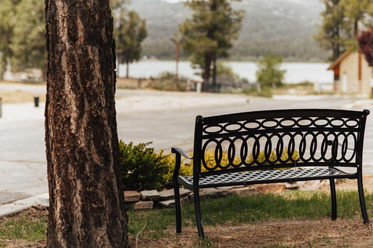 Vintage Lakeside Inn Big Bear Lake Eksteriør billede