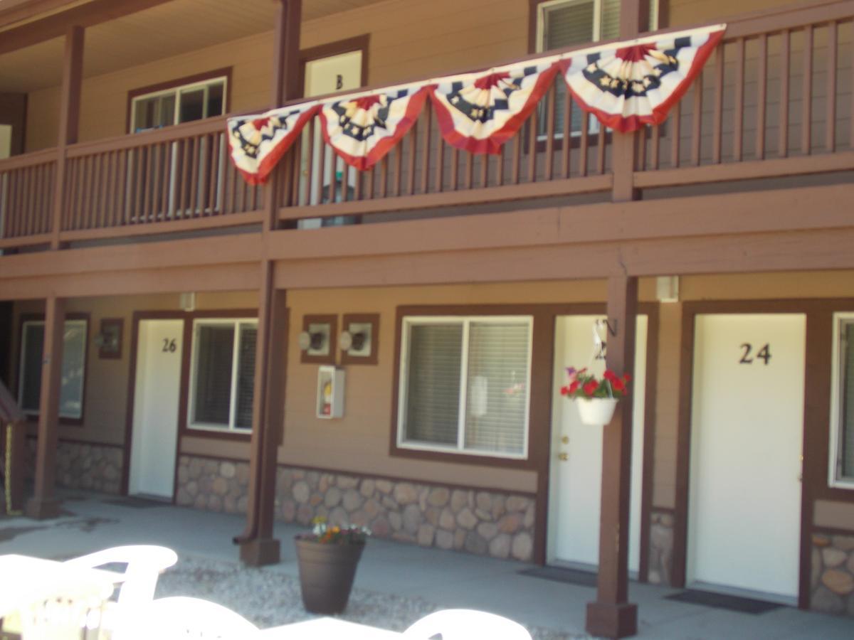 Vintage Lakeside Inn Big Bear Lake Eksteriør billede